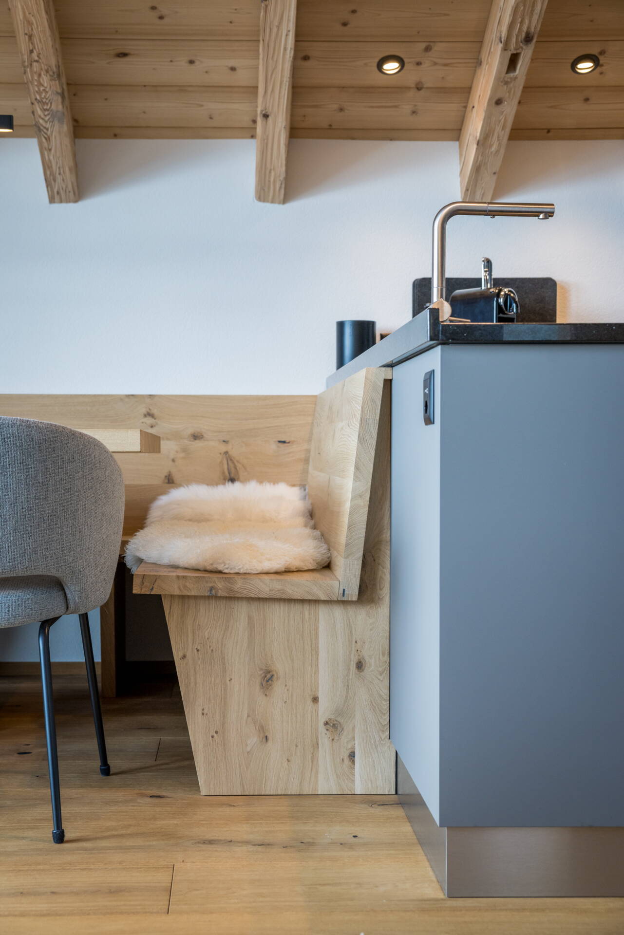 Eckbank aus Eiche | Planart Grindelwald