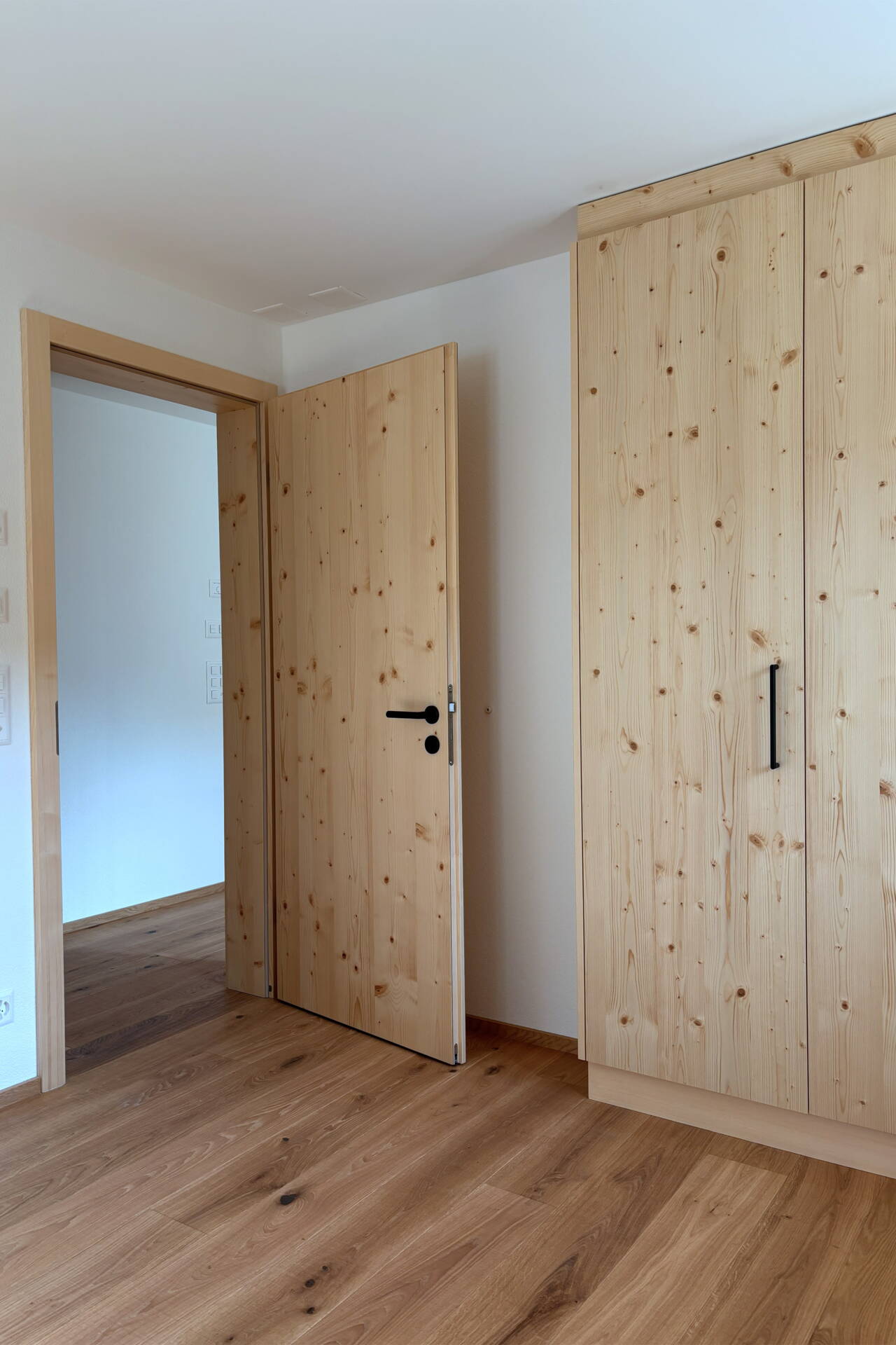 Schlafzimmer Mehrfamilienhaus | Planart Grindelwald